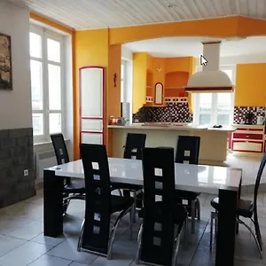 maison-au-cur-dune-pension-questre-les-sabots-de-nina.hotels-rhonealpes.com/